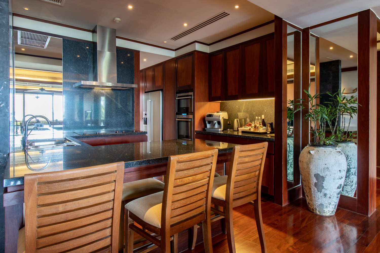 Property image - full photo 6
