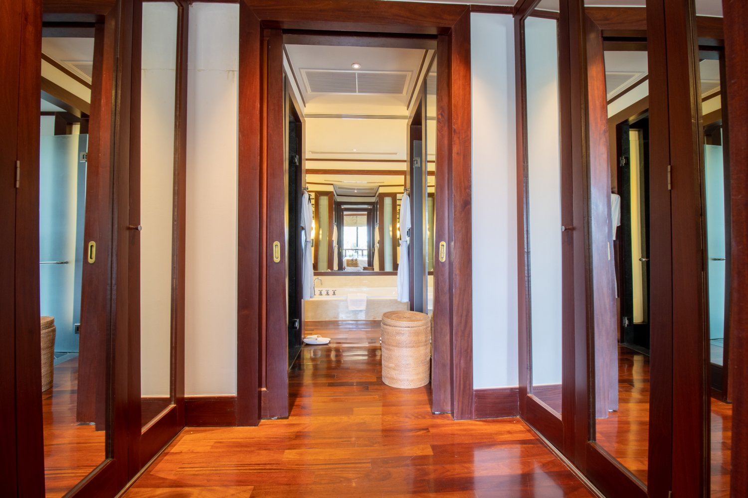 Property image - full photo 13
