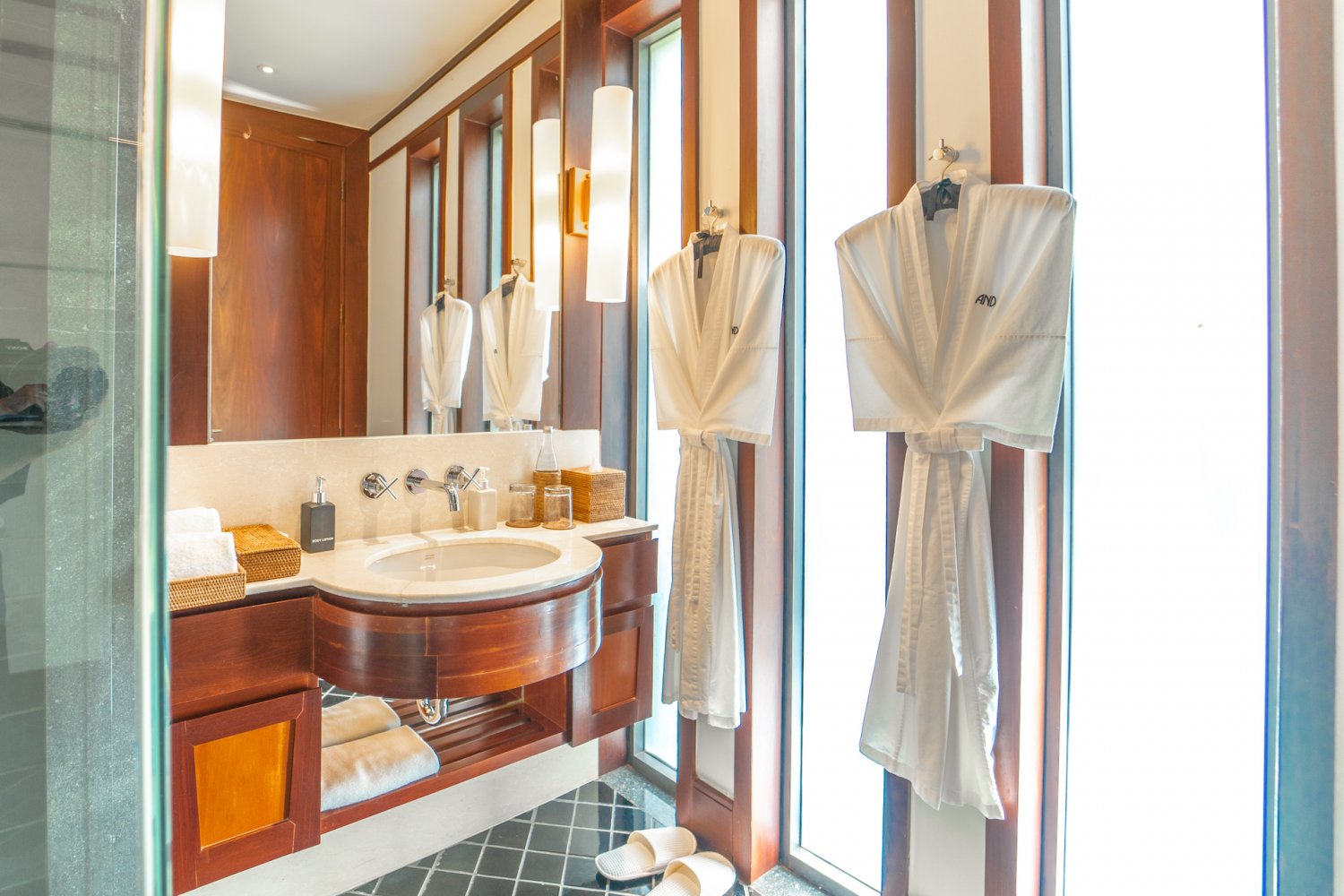 Property image - full photo 14