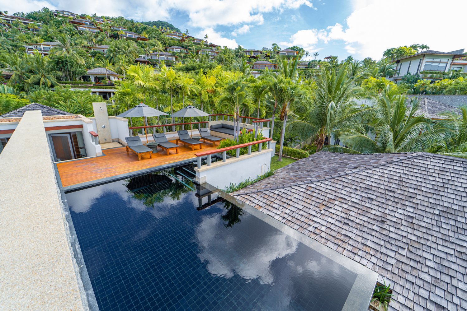 Property image - full photo 3