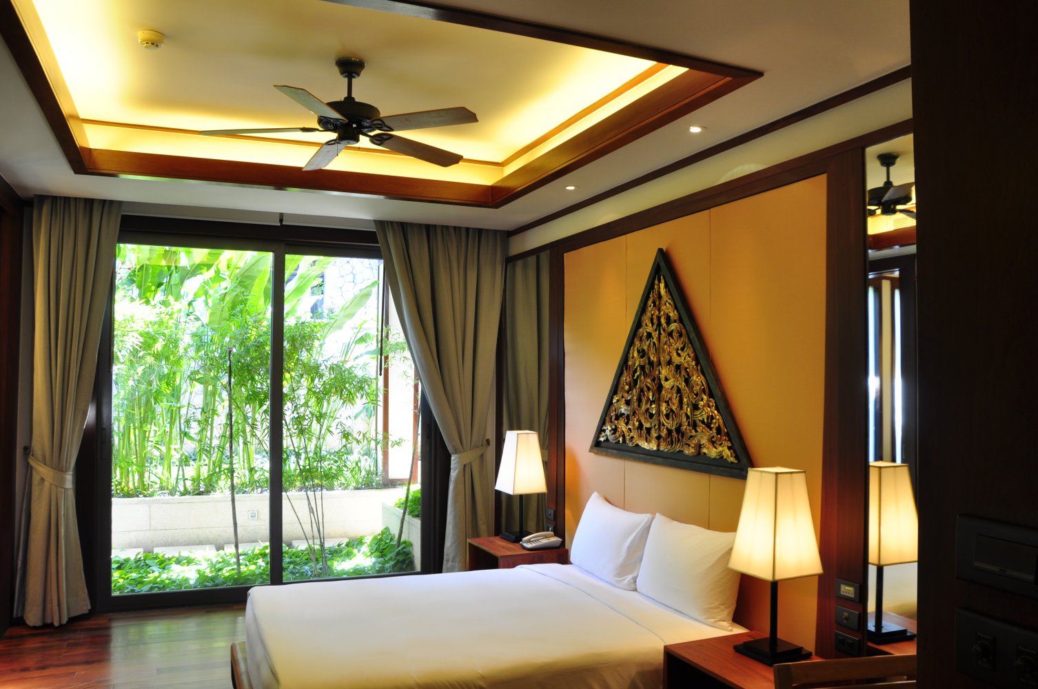Property image - full photo 18