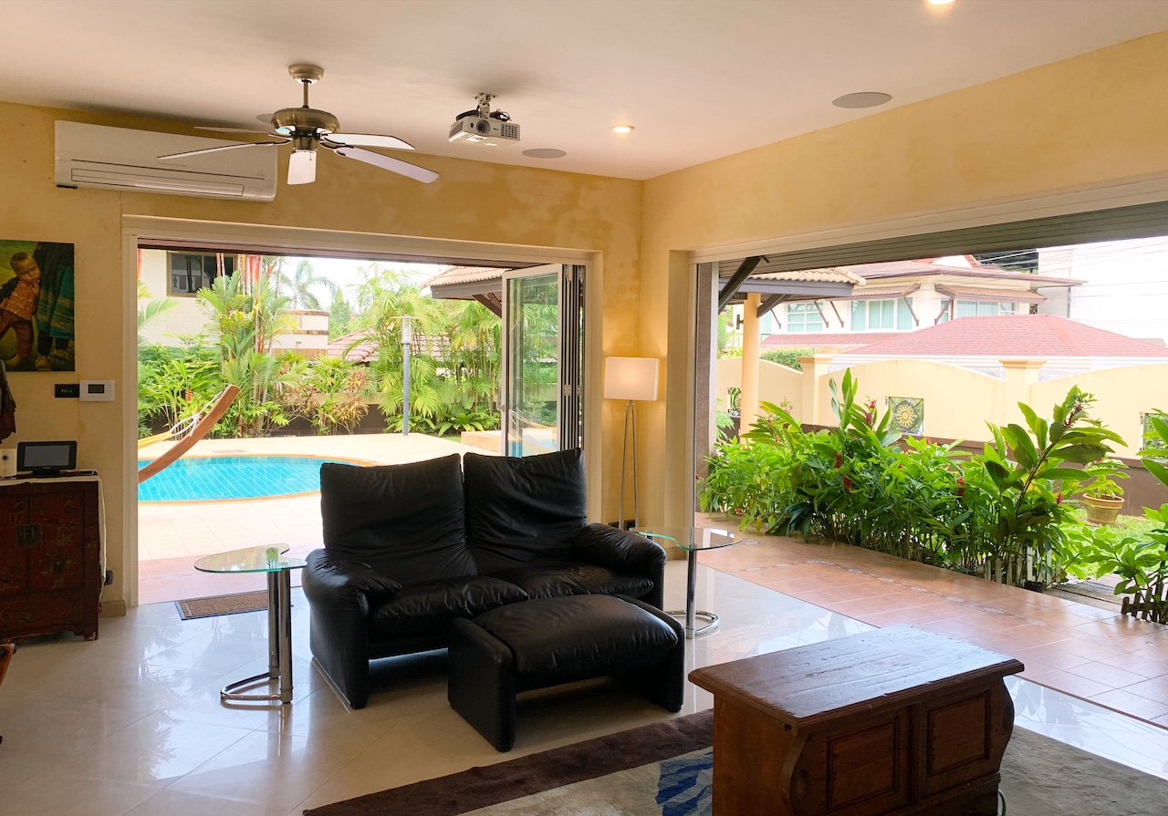 Property image - full photo 13