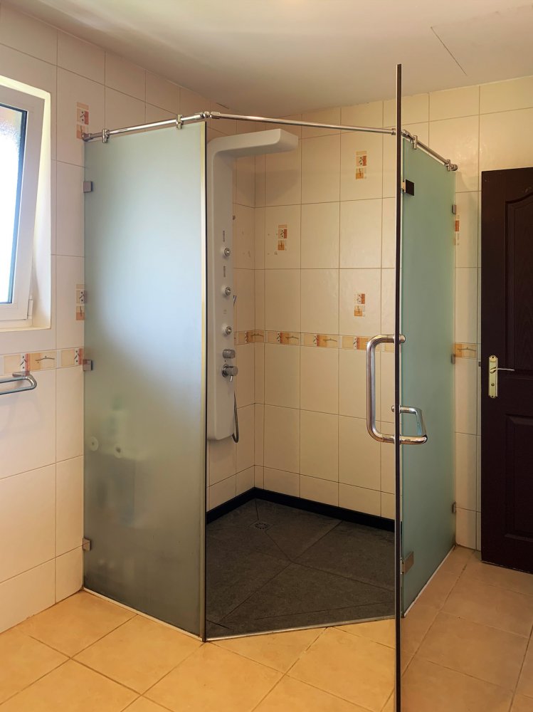 Property image - full photo 36