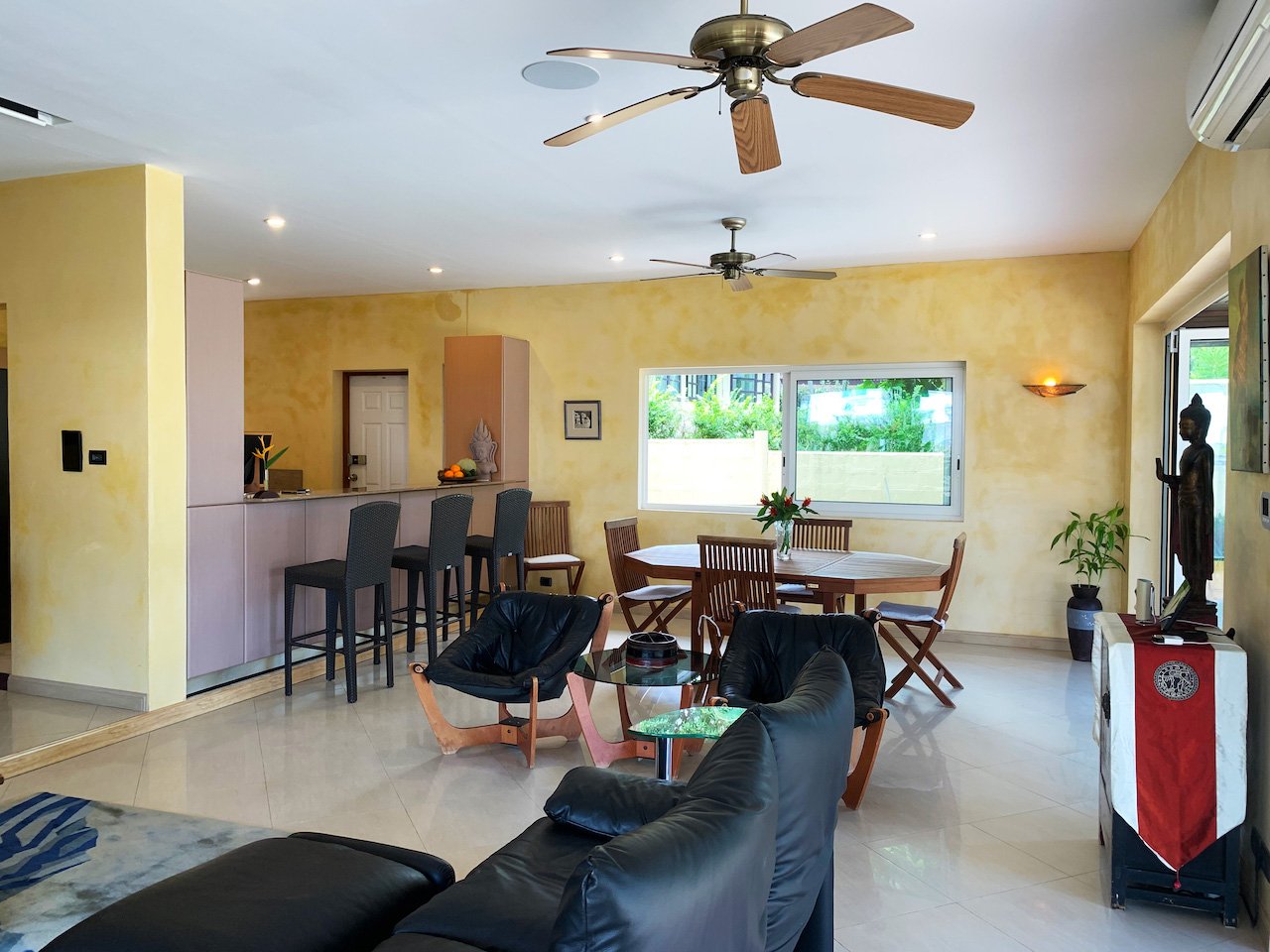 Property image - full photo 10