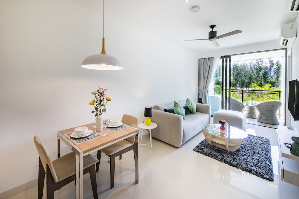 Property image - full photo 2