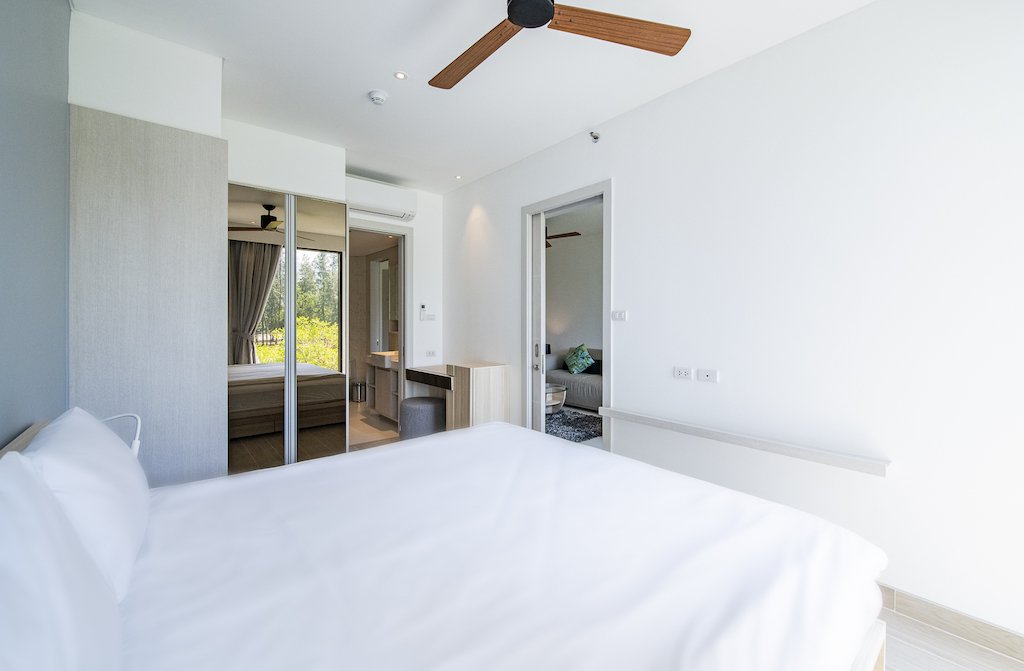 Property image - full photo 12