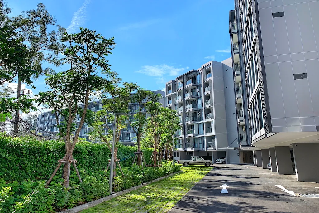 Property image - full photo 2