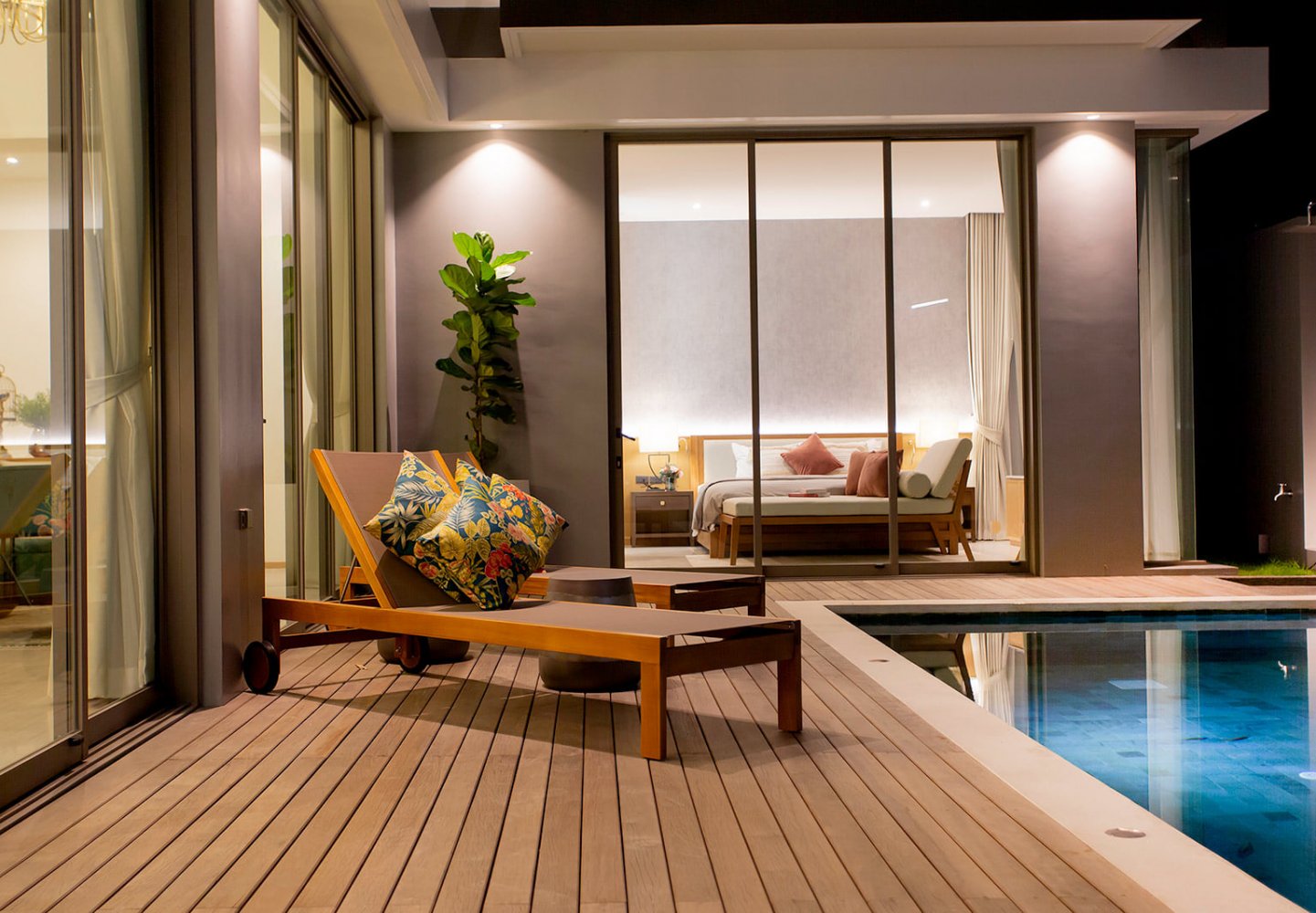 Property image - full photo 4