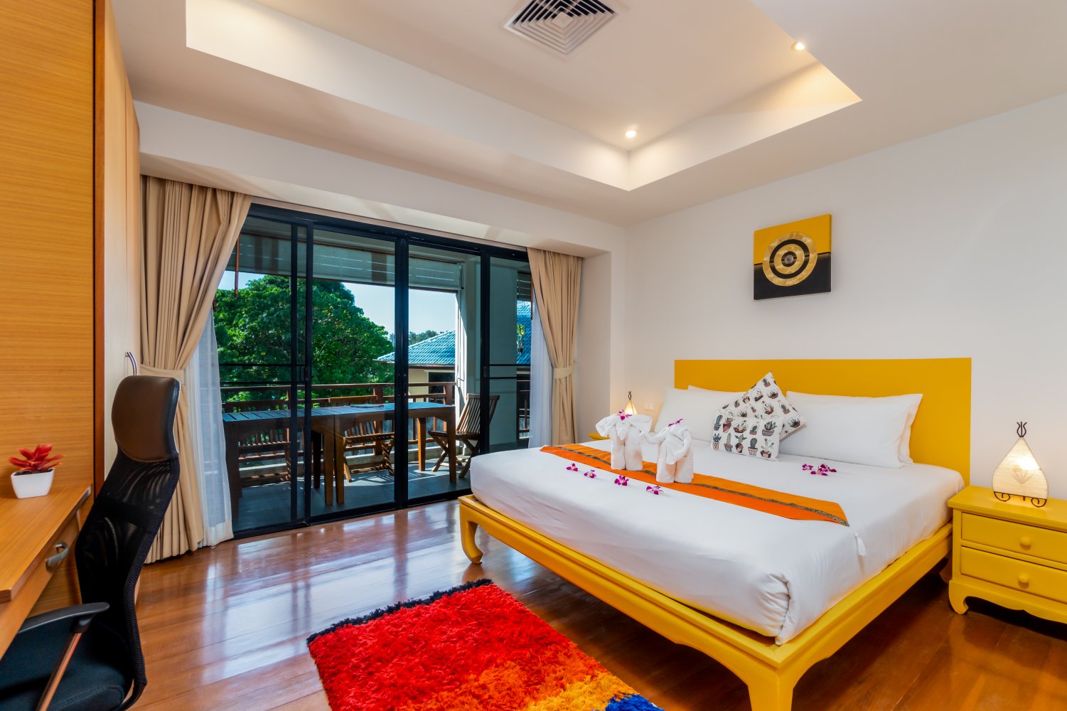 Property image - full photo 4