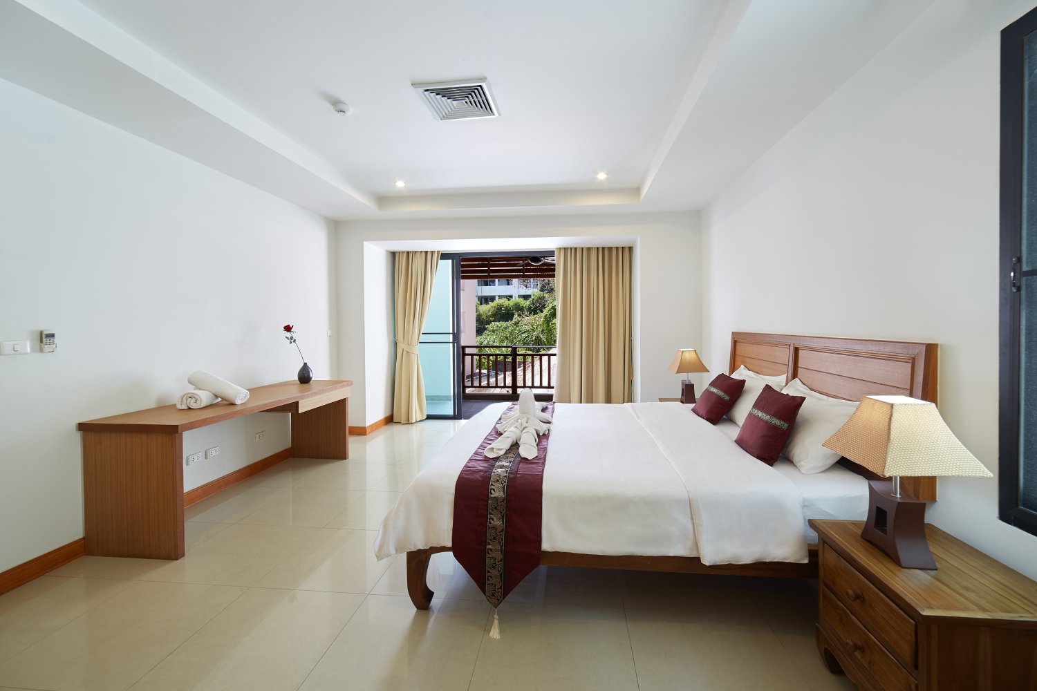 Property image - full photo 13
