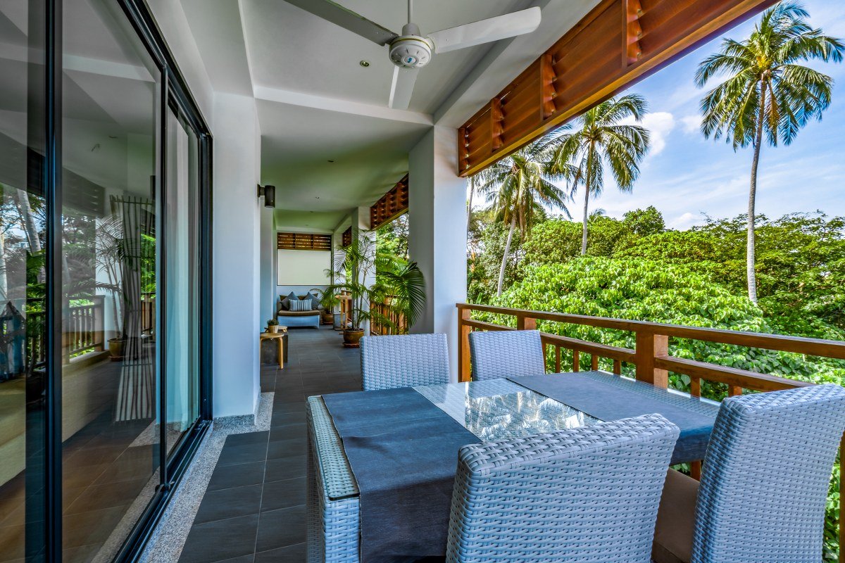 Property image - full photo 3