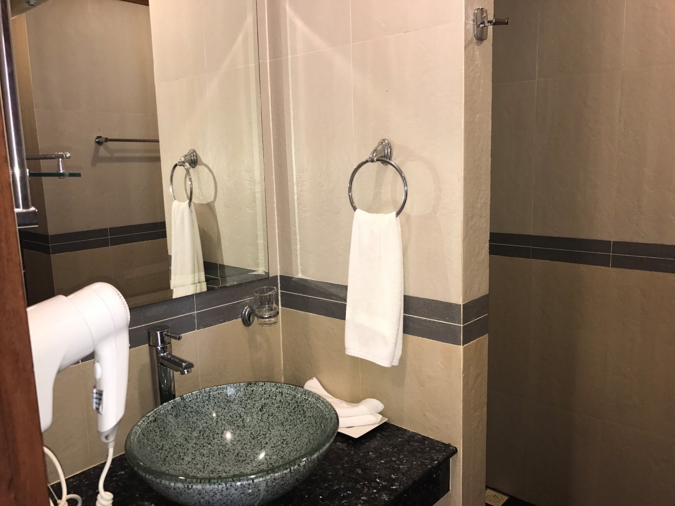 Property image - full photo 1