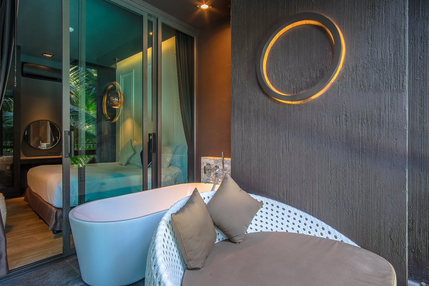 Property image - full photo 12