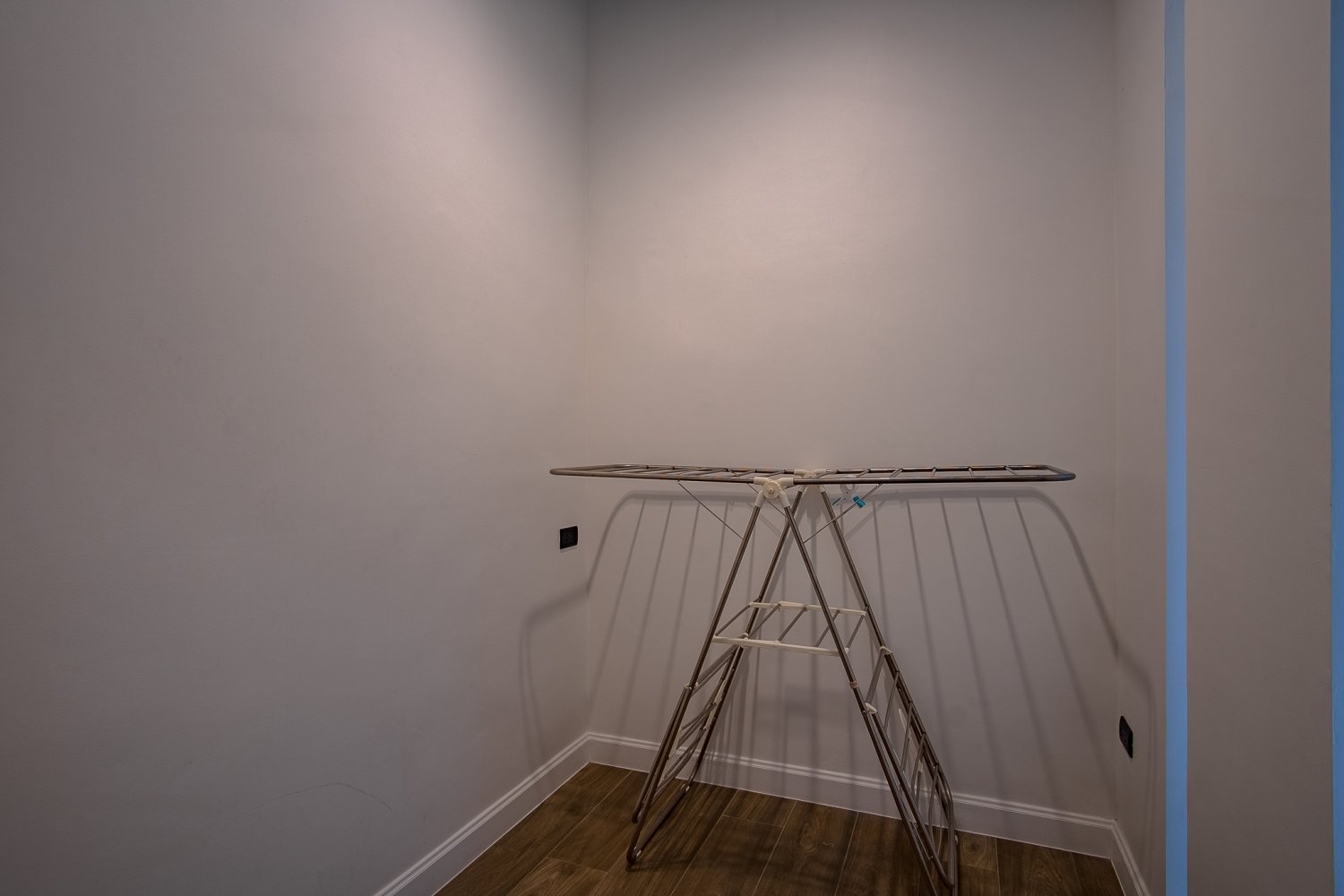 Property image - full photo 14