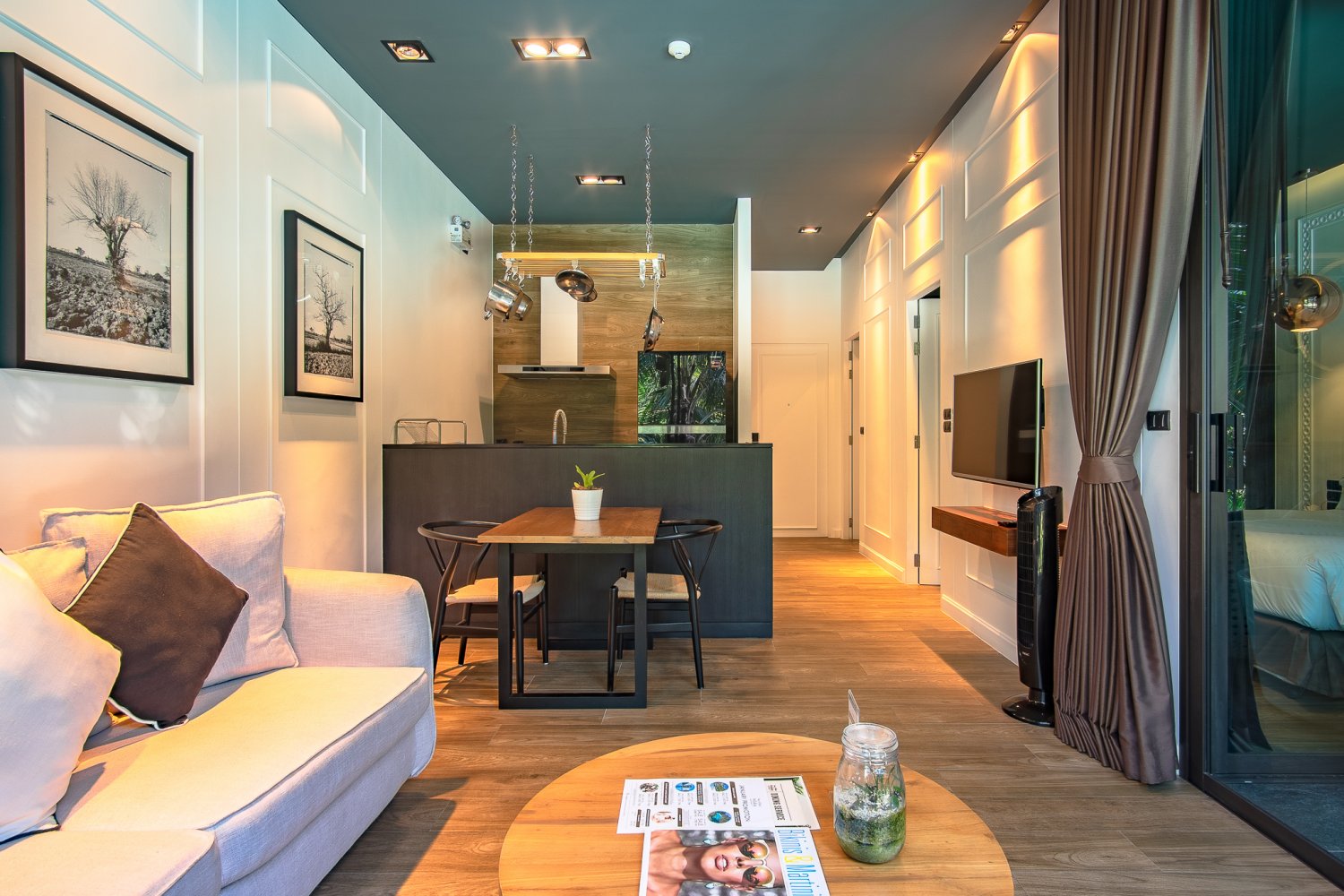Property image - full photo 4