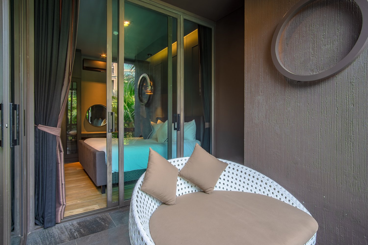 Property image - full photo 2
