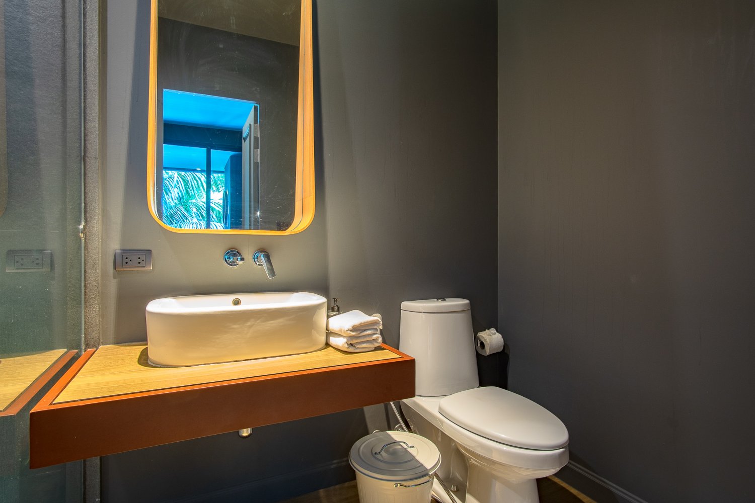 Property image - full photo 14