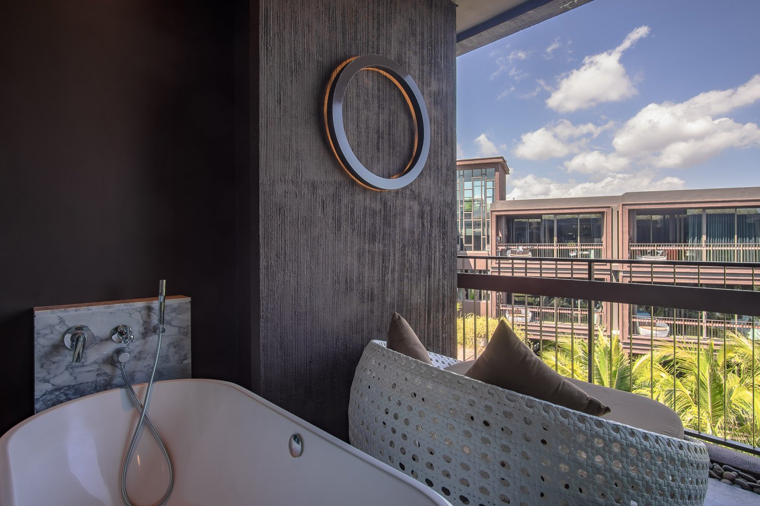 Property image - full photo 12