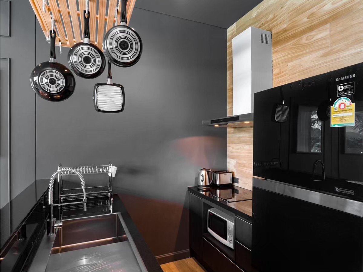 Property image - full photo 5