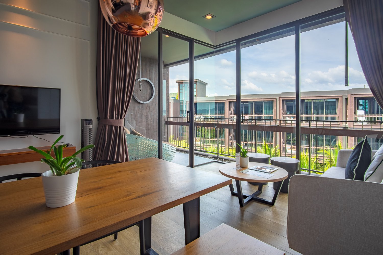 Property image - full photo 9