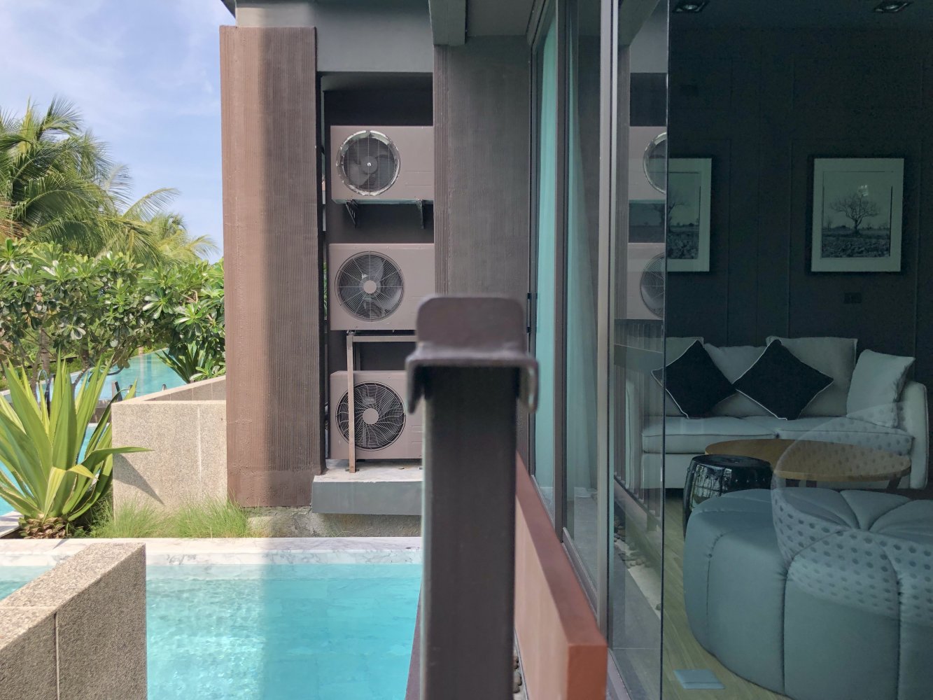 Property image - full photo 18