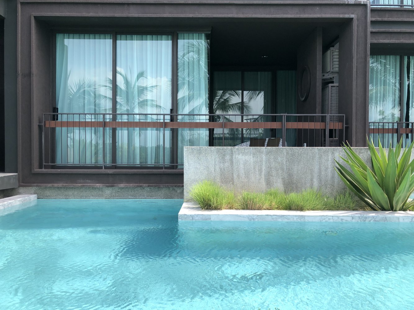 Property image - full photo 1