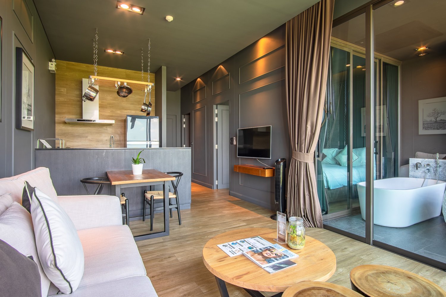 Property image - full photo 9