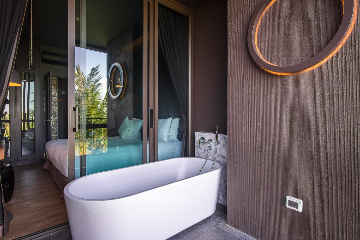 Property image - full photo 2