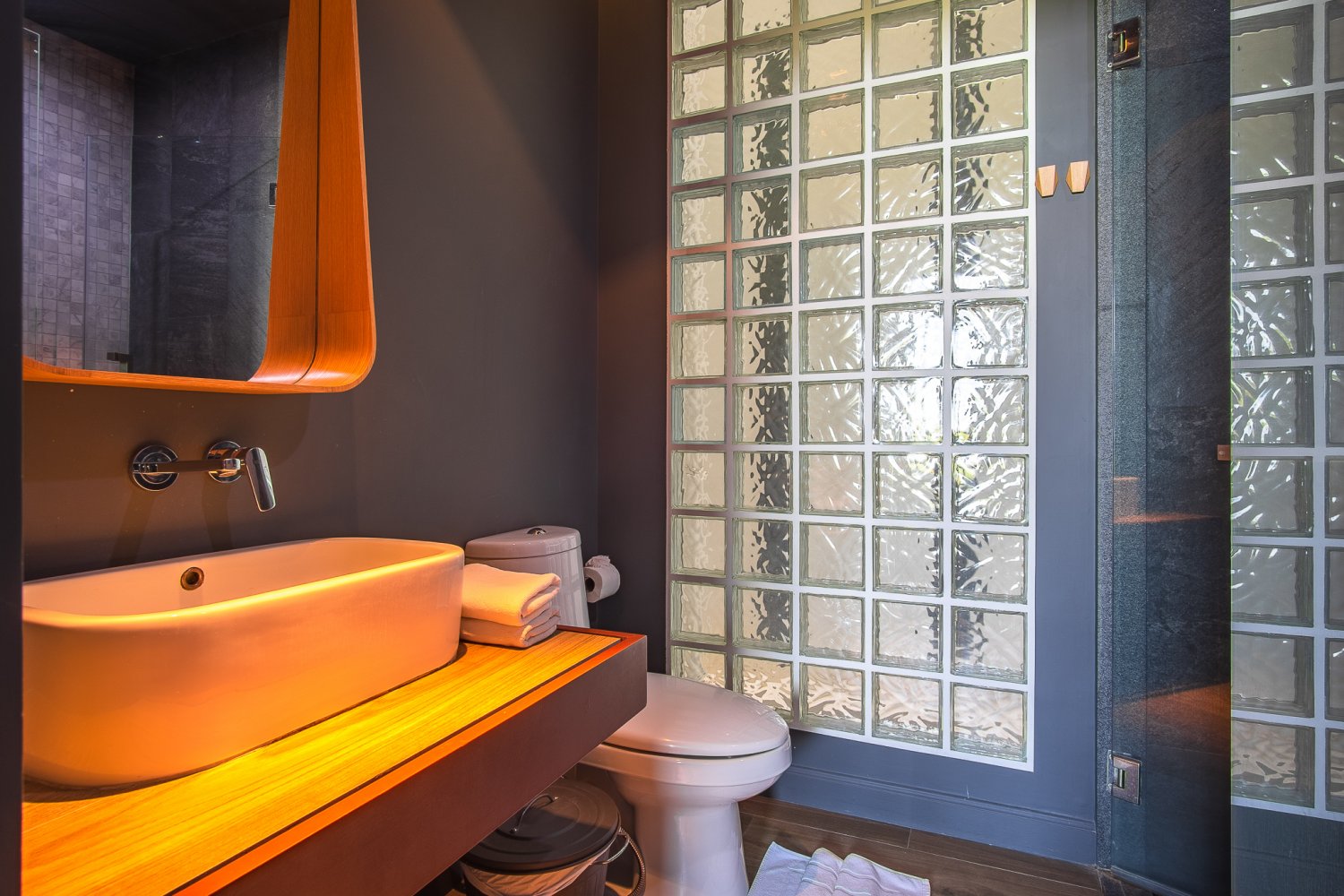 Property image - full photo 17