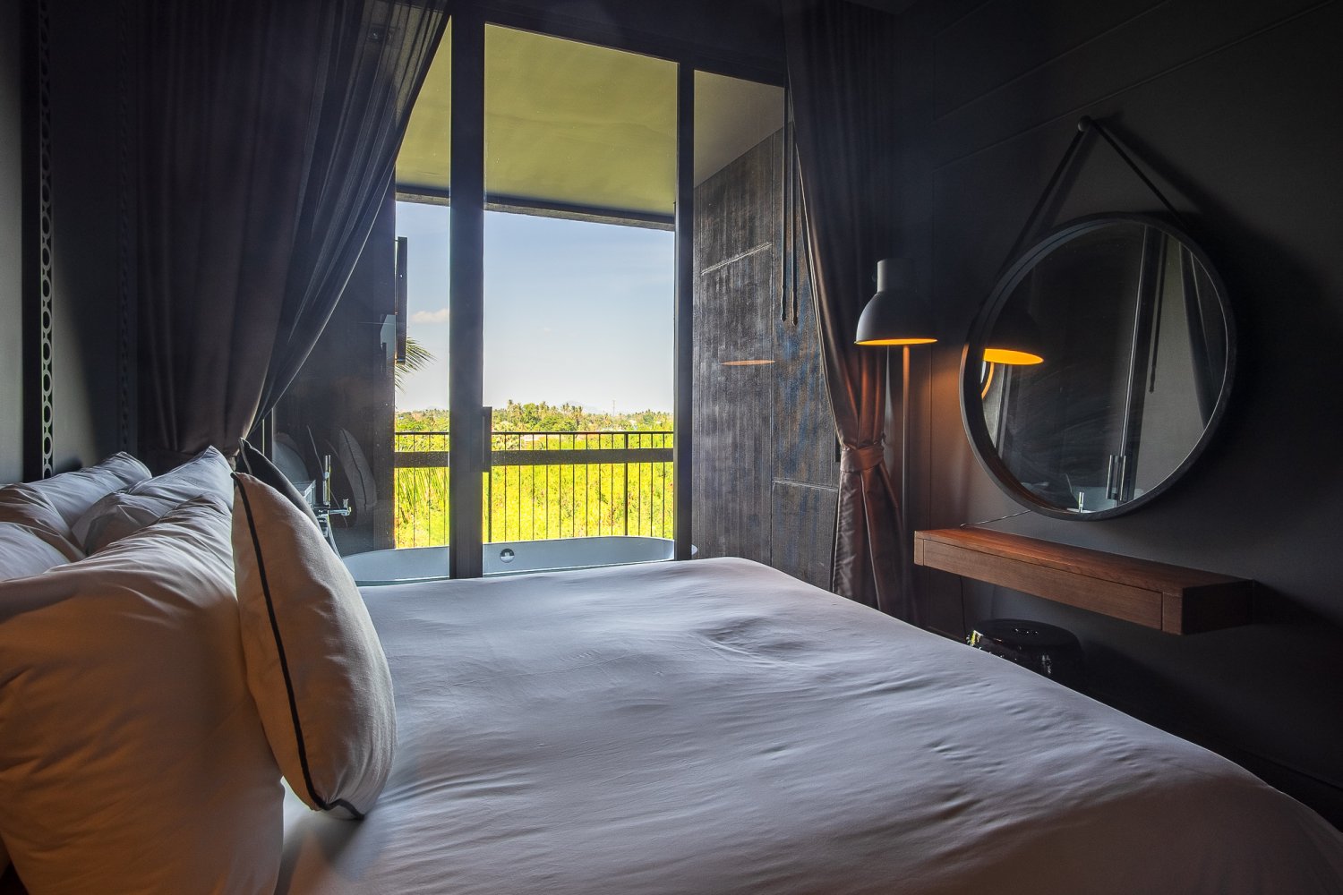 Property image - full photo 12
