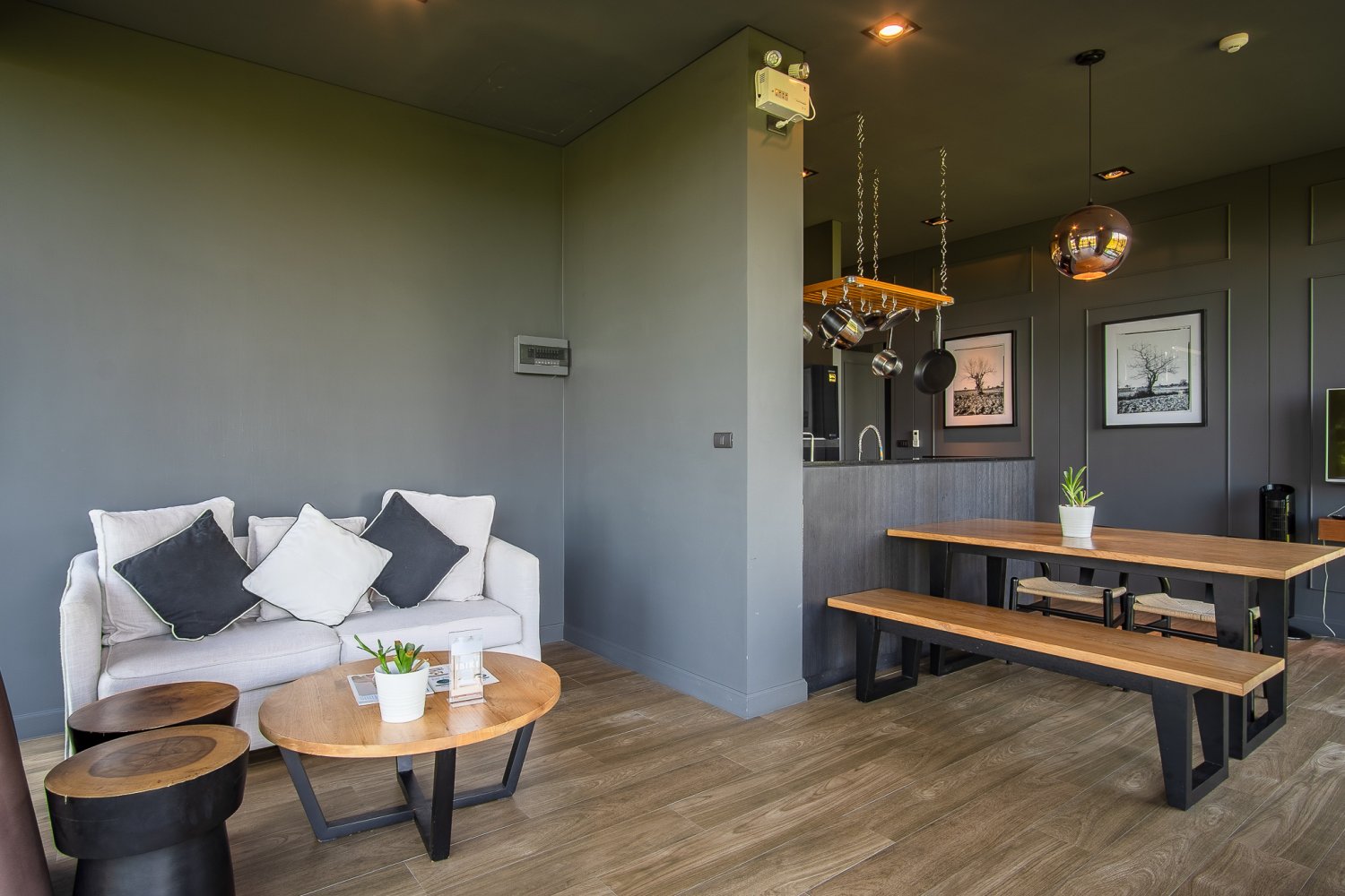 Property image - full photo 6
