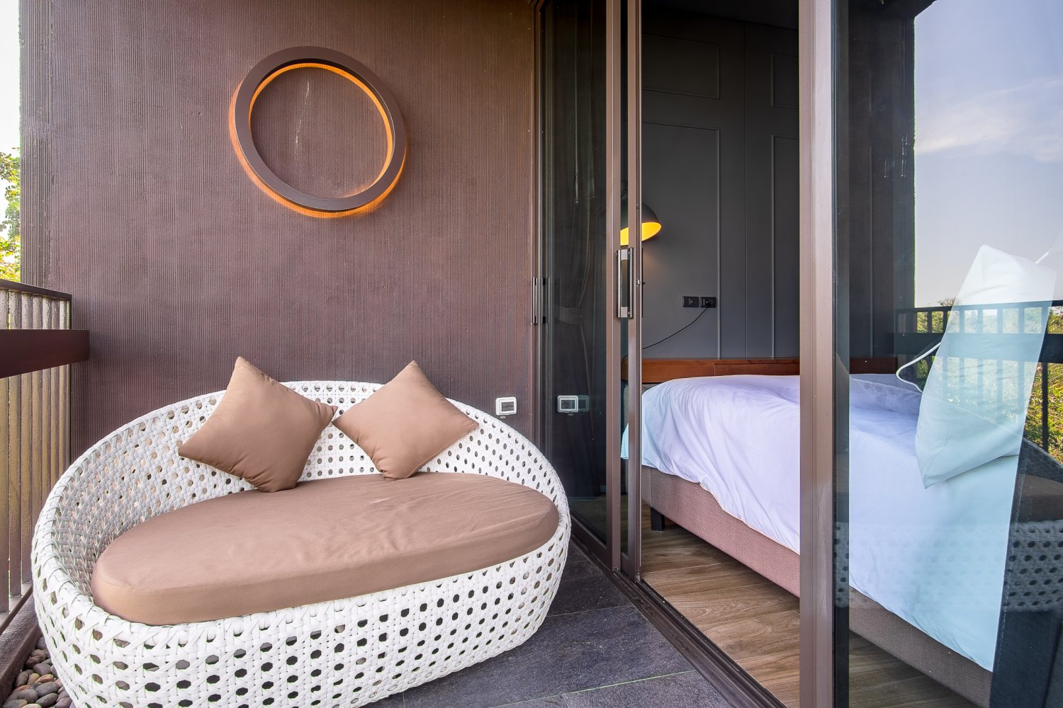 Property image - full photo 3