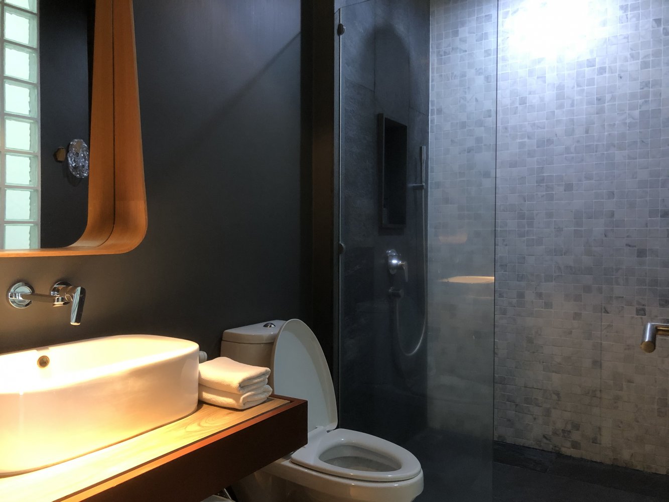 Property image - full photo 25