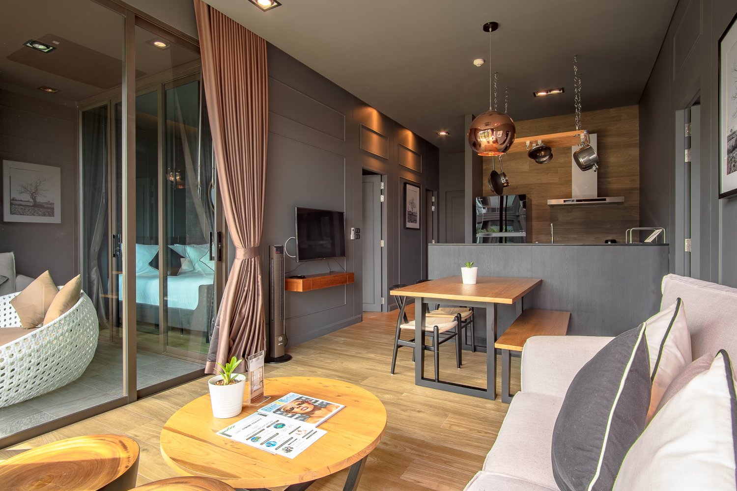 Property image - full photo 10