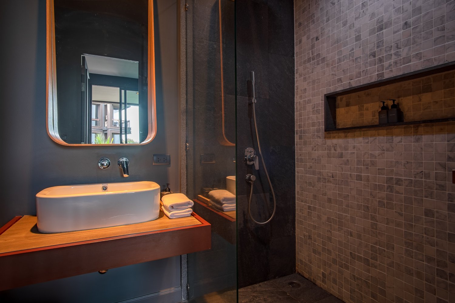 Property image - full photo 20