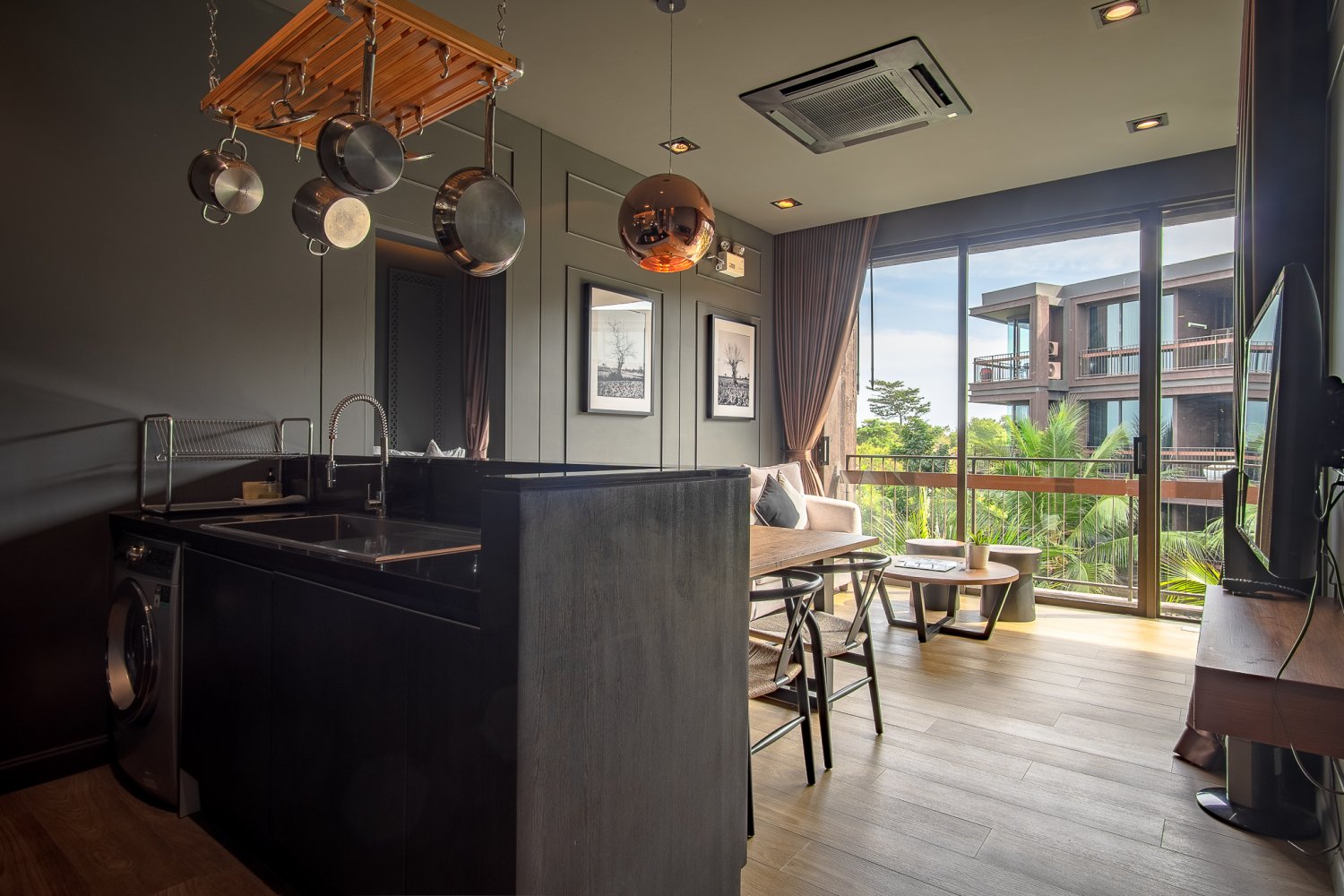 Property image - full photo 9