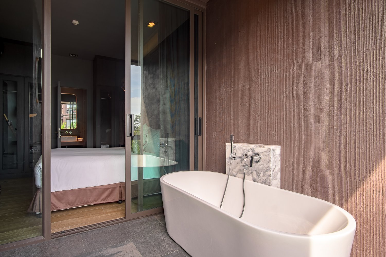 Property image - full photo 18
