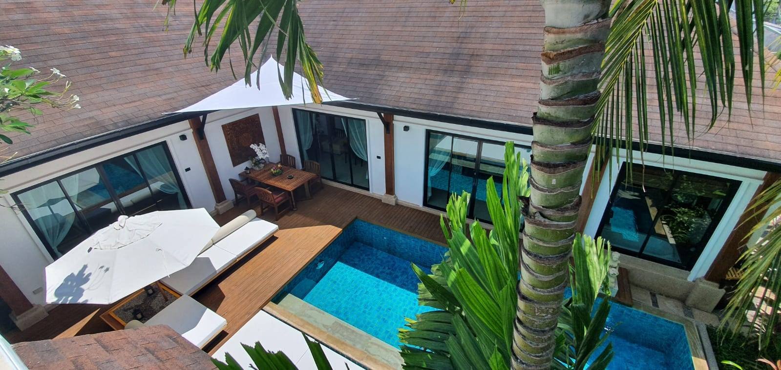 Property image - full photo 2