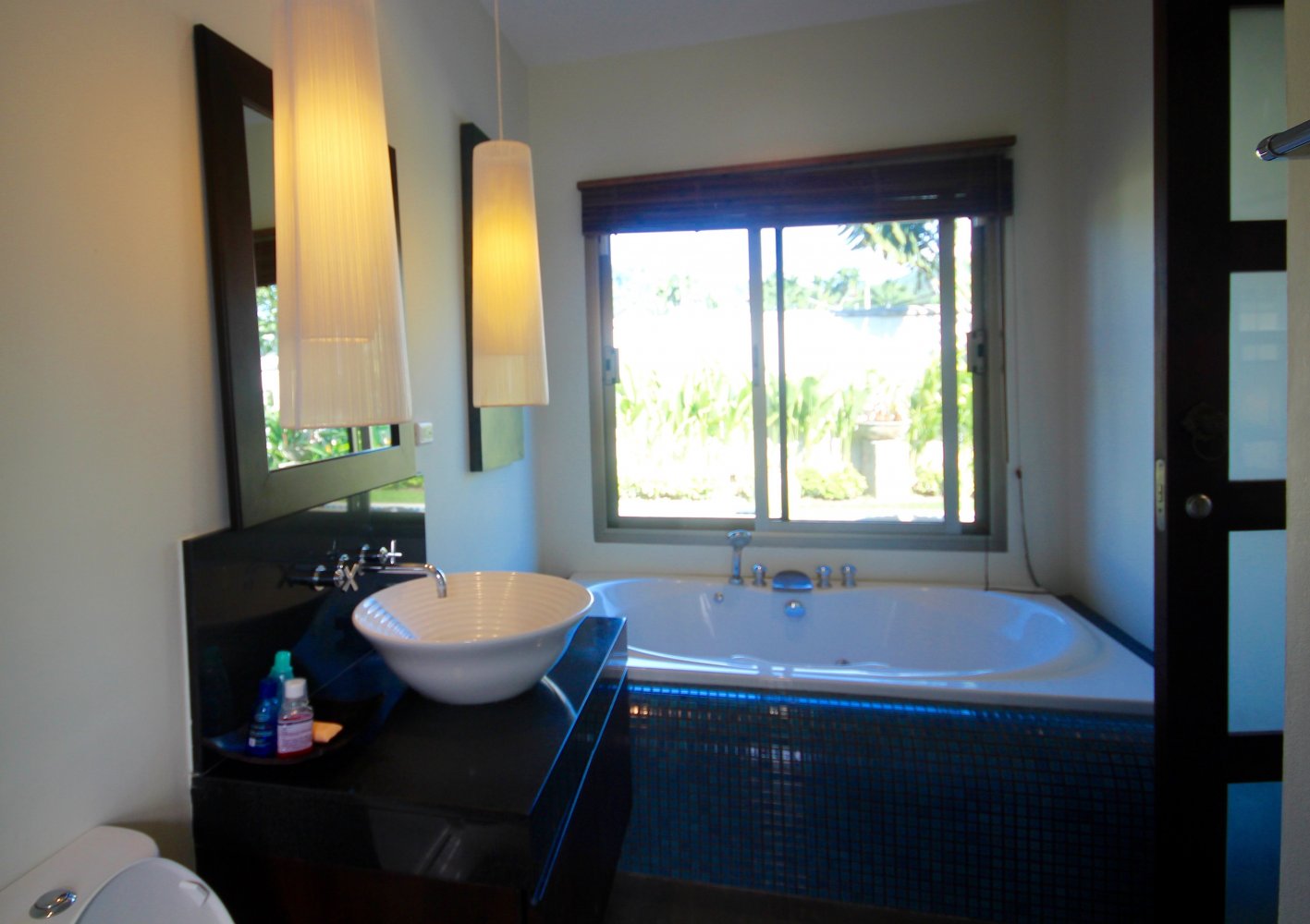 Property image - full photo 18