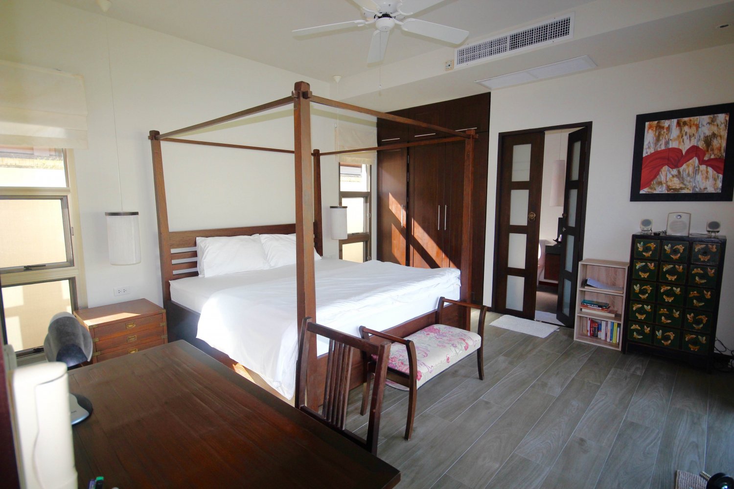Property image - full photo 16