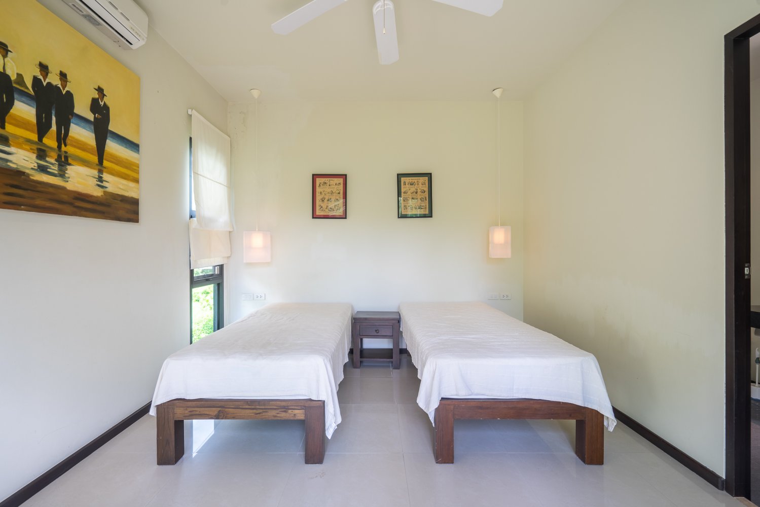 Property image - full photo 25