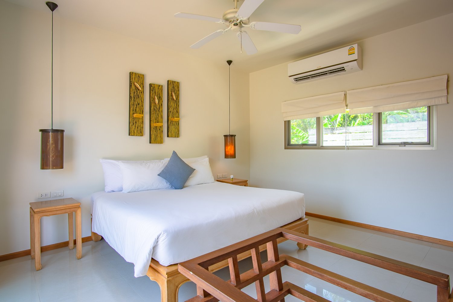 Property image - full photo 13