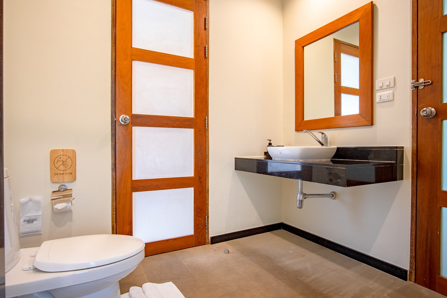 Property image - full photo 23