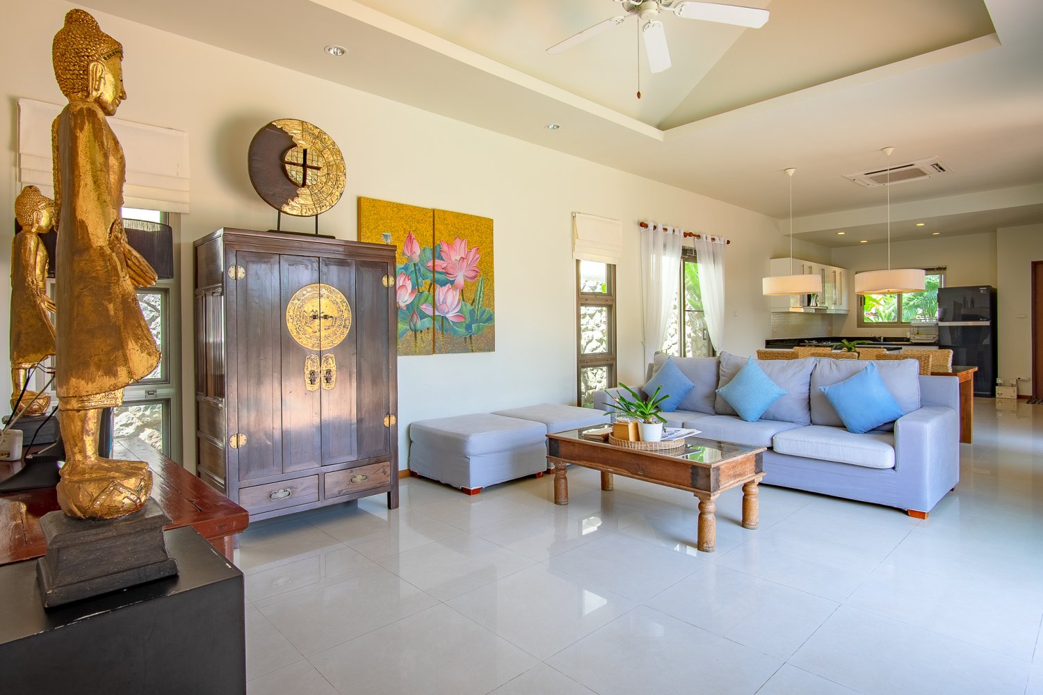 Property image - full photo 4