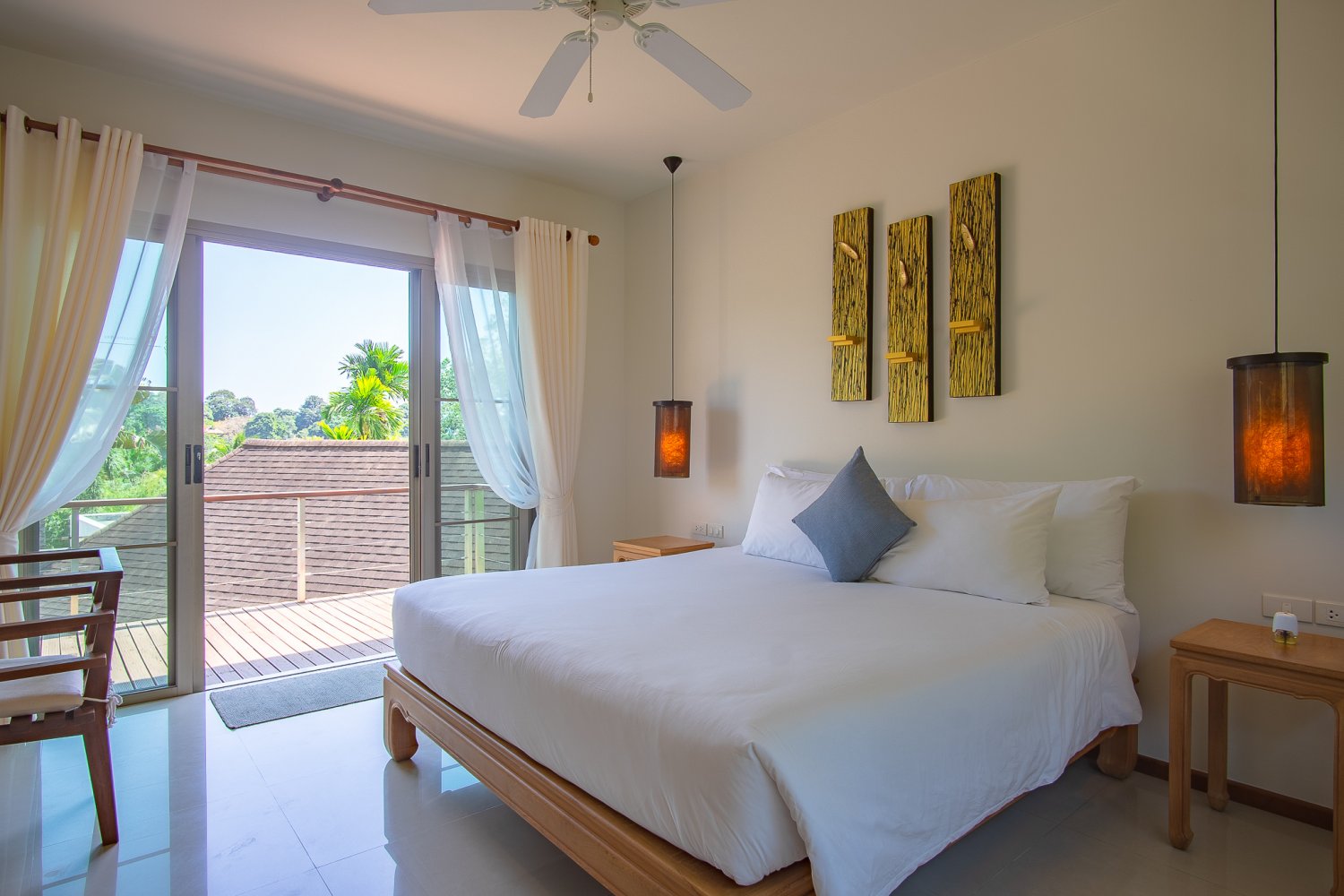 Property image - full photo 12