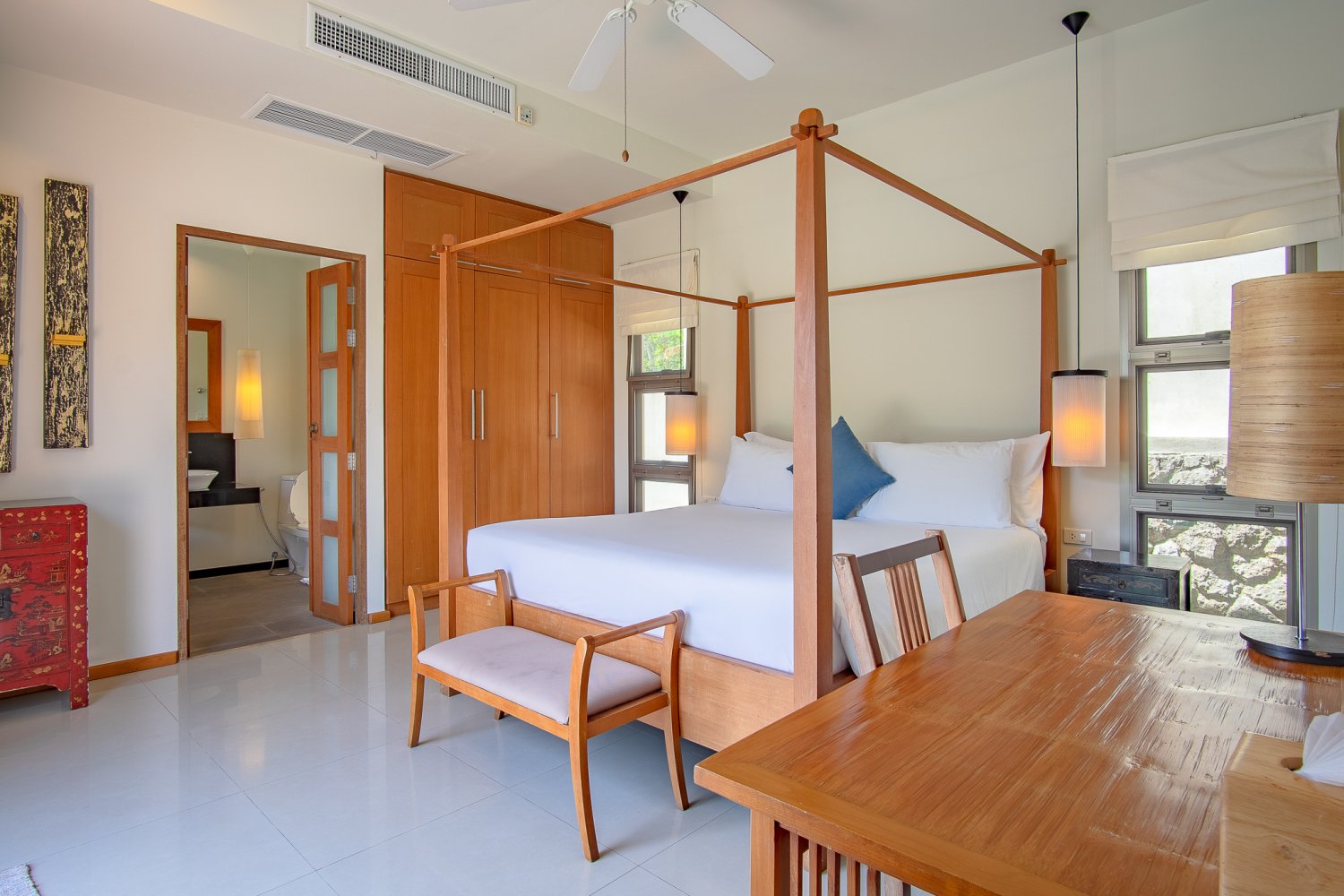 Property image - full photo 11