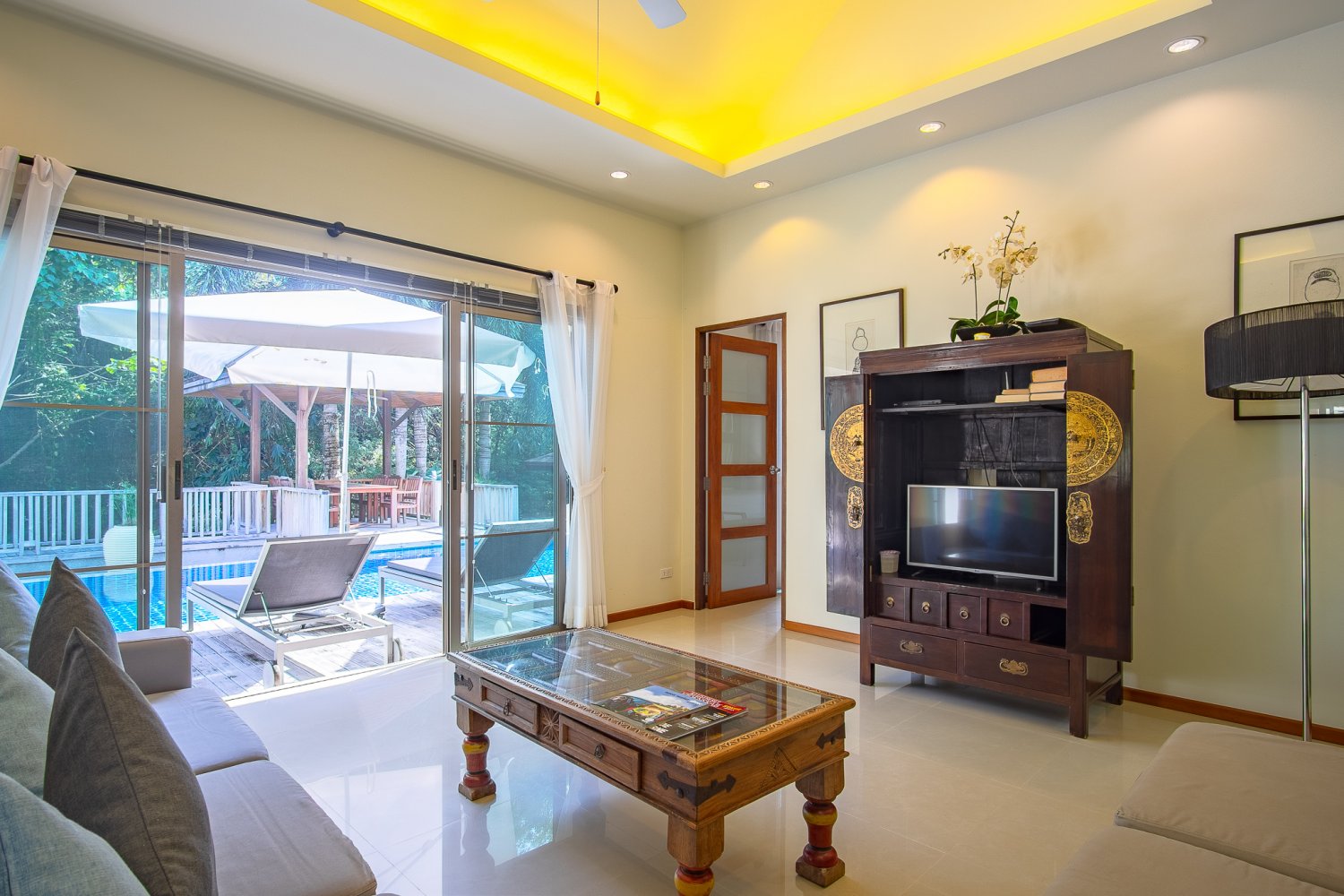 Property image - full photo 11
