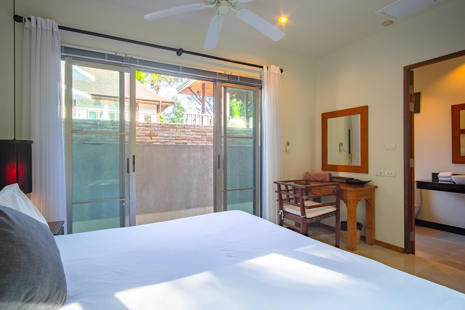 Property image - full photo 32