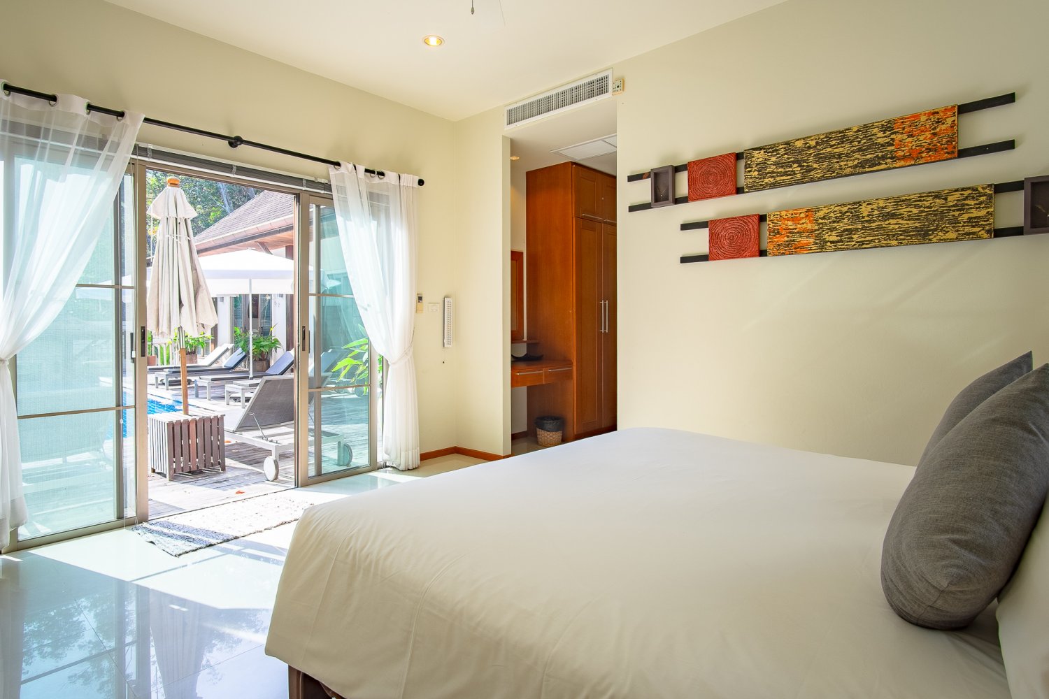 Property image - full photo 23