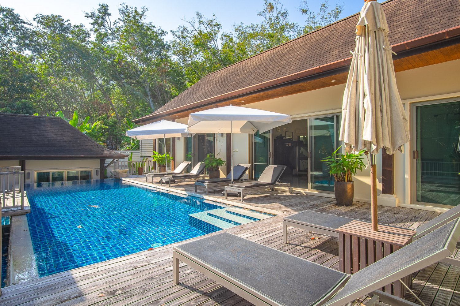 Property image - full photo 1